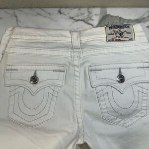 True Religion White Skinny Stretch Jeans with Buttoned Pockets